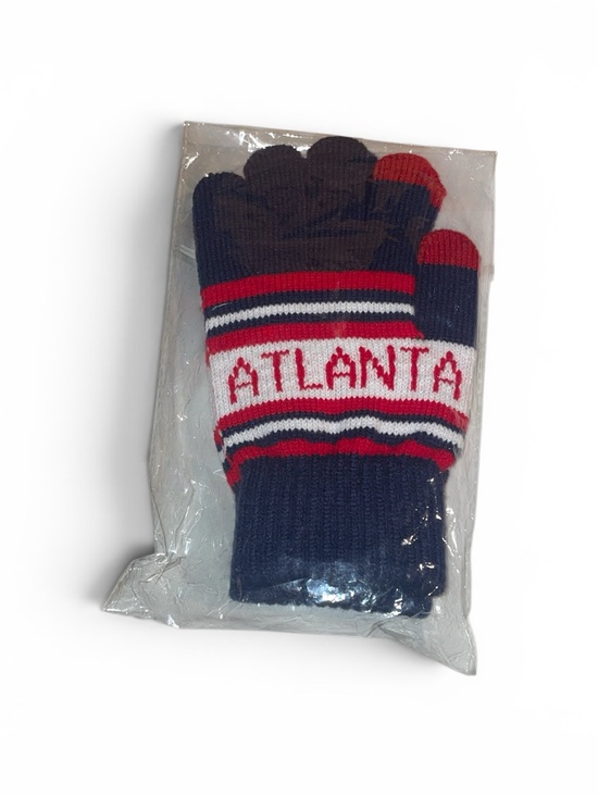 Accessories - NWT Atlanta Sports Fan Knit Touchscreen Texting Gloves OSFM